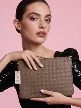 NWT Brentano Brown Pebbled Leather Oversized Clutch Pouch Top Zip